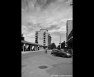 Nuages, homme et auto